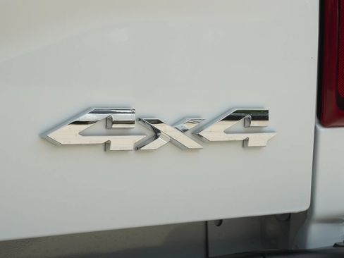 Used 2025 RAM 2500 Laramie AWD/4WD image 10