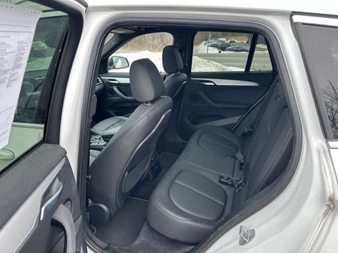 Used 2022 BMW X1 xDrive28i w/ Convenience Package image 11