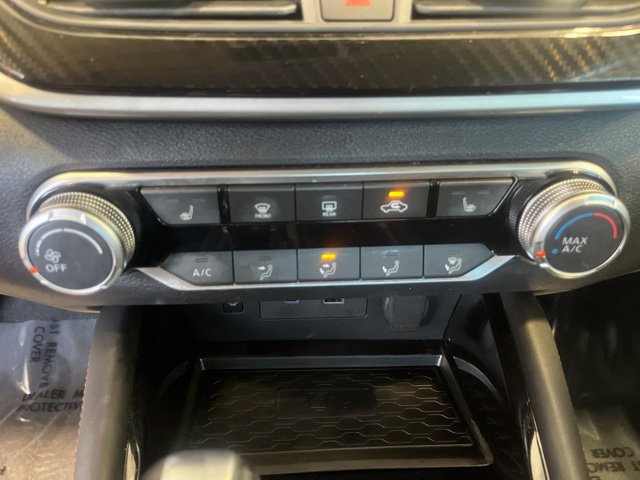 Used 2023 Nissan Altima 2.5 SR w/ SR Premium Package FWD image 14