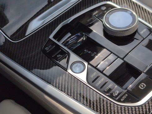New 2026 BMW X7 M60i AWD/4WD image 26