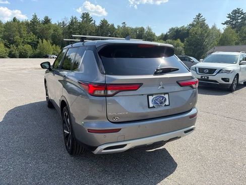 Used 2022 Mitsubishi Outlander SE AWD/4WD image 4
