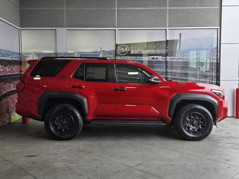 New 2025 Toyota 4Runner TRD Off-Road Premium image 3