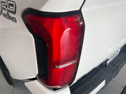 Used 2025 Toyota Tacoma TRD Off-Road AWD/4WD image 44