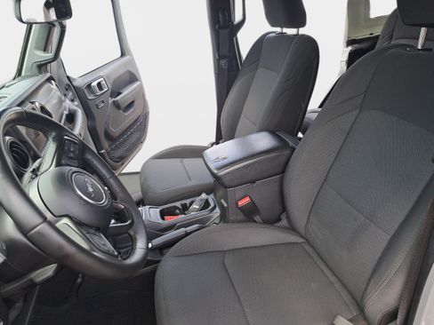 Used 2022 Jeep Wrangler Unlimited Sport AWD/4WD image 14
