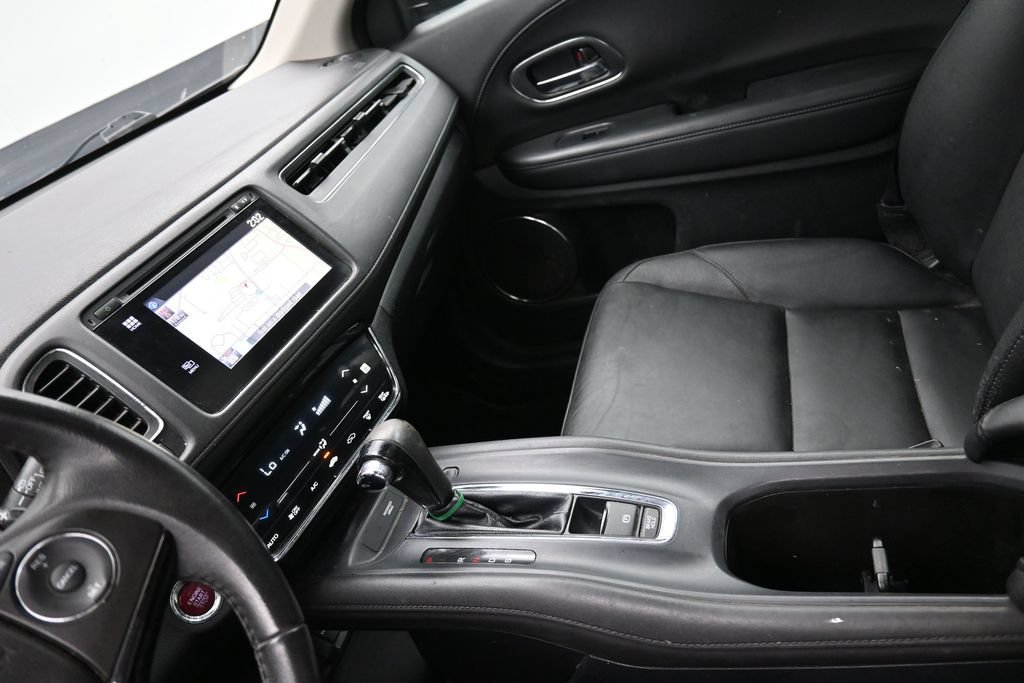 Used 2018 Honda HR-V EX-L image 17