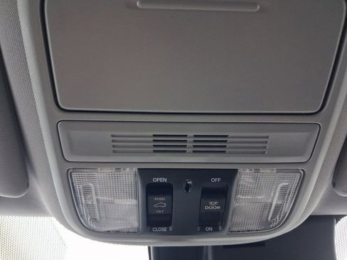 Used 2021 Honda Pilot Special Edition image 30