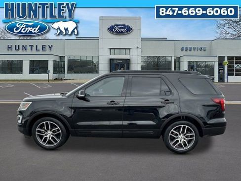 Used 2017 Ford Explorer Sport image 7