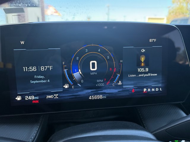 Used 2026 Chevrolet Equinox LT AWD/4WD image 9