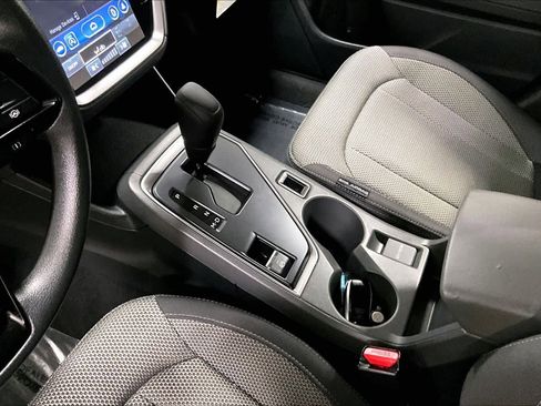 Used 2024 Subaru Crosstrek 2.0i Premium image 16