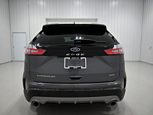 Used 2022 Ford Edge Titanium AWD/4WD image 30