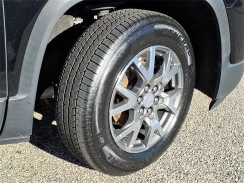 Used 2021 GMC Acadia SLE w/ Driver Convenience Package image 4