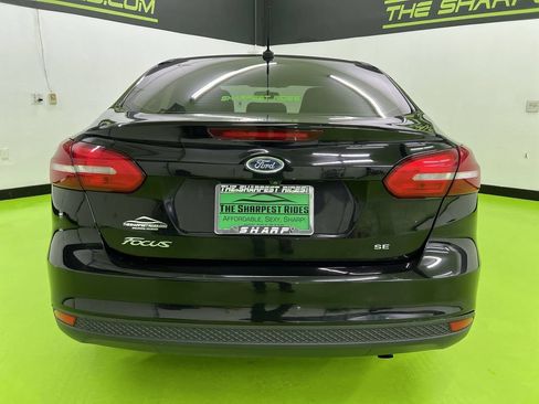 Used 2017 Ford Focus SE FWD image 8
