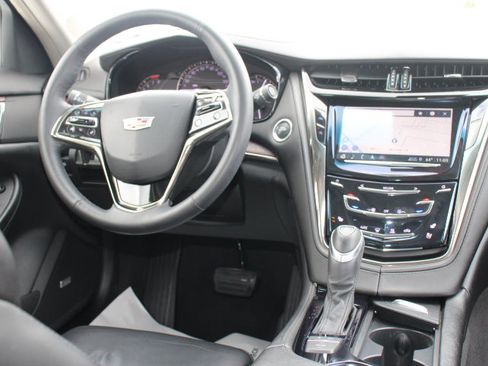 Used 2018 Cadillac CTS Luxury image 23