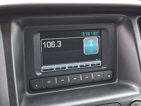 Used 2016 Chevrolet Colorado W/T w/ WT Convenience Package RWD image 17