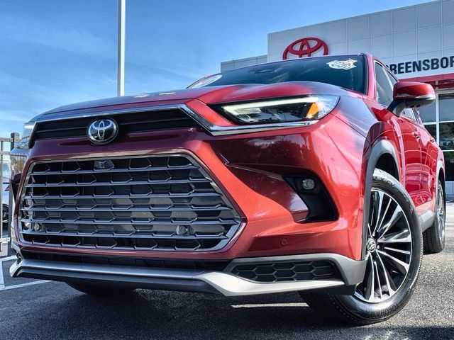 Used 2026 Toyota Grand Highlander AWD Hybrid image 1