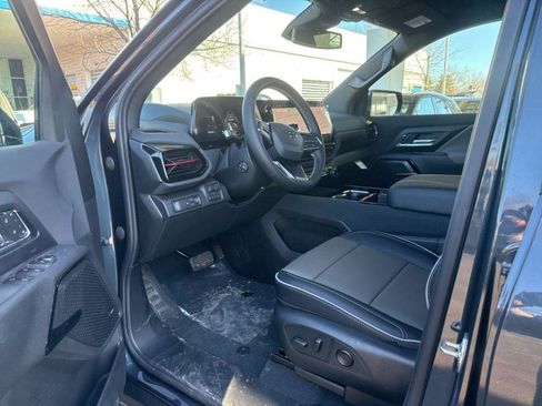 New 2026 Chevrolet Silverado EV Trail Boss w/ Plus Package AWD/4WD image 30