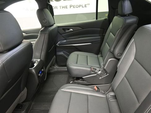 New 2026 Chevrolet Traverse LT w/ Midnight/Sport Edition image 10