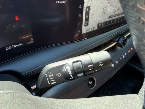 Certified 2023 Nissan Ariya AWD image 25