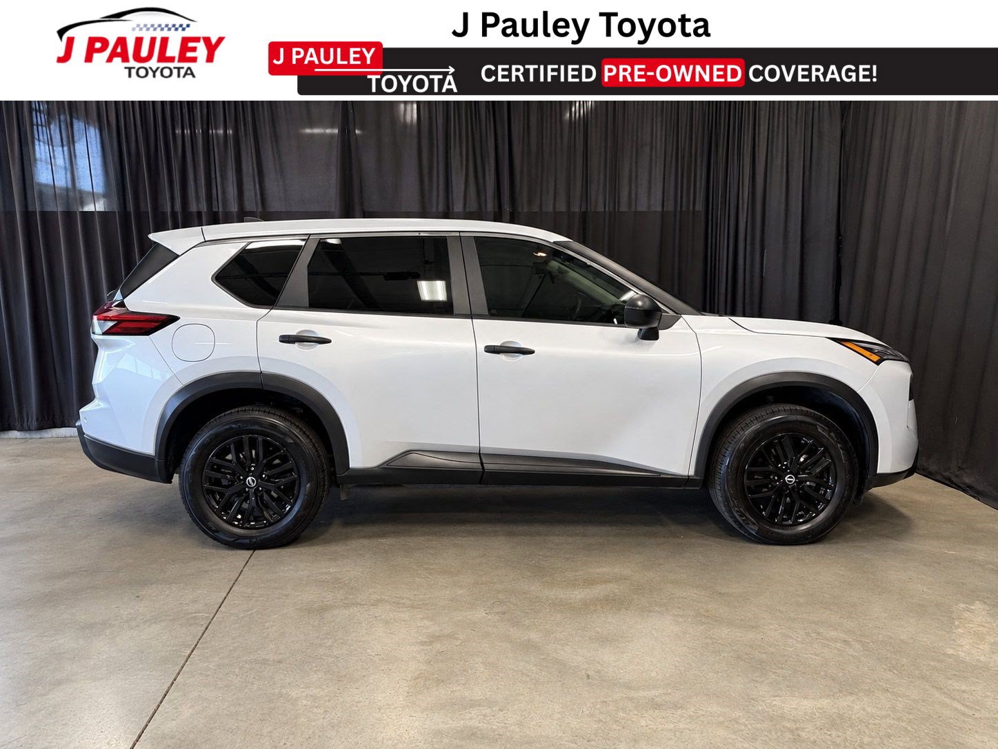 Used 2024 Nissan Rogue S AWD/4WD image 4