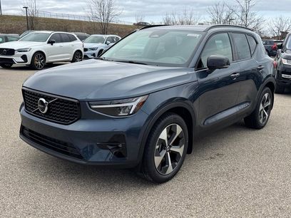 Used 2026 Volvo XC40 B5 Plus
