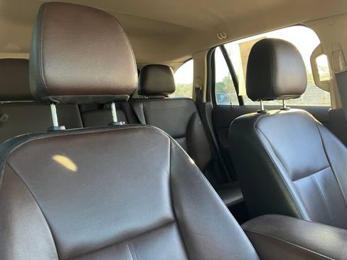 Used 2014 Ford Edge Limited AWD/4WD image 11