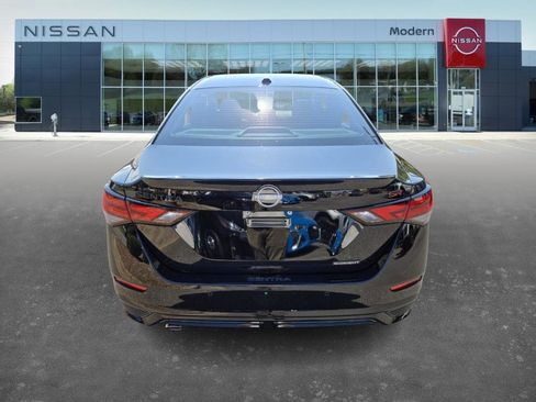 New 2025 Nissan Sentra SR w/ Midnight Edition image 6