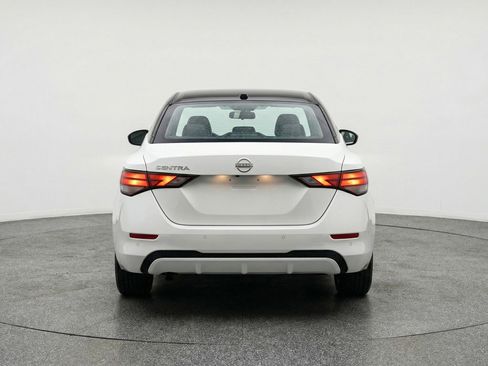 Used 2025 Nissan Sentra SV FWD image 7