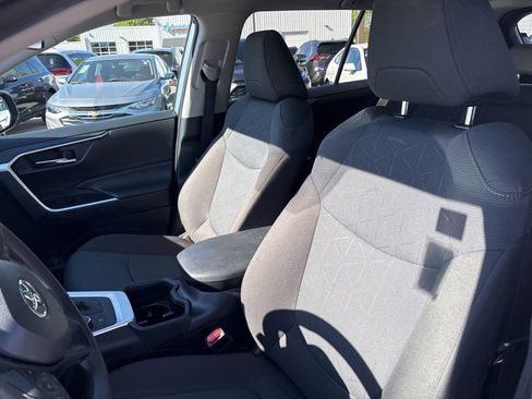 Used 2024 Toyota RAV4 XLE image 15