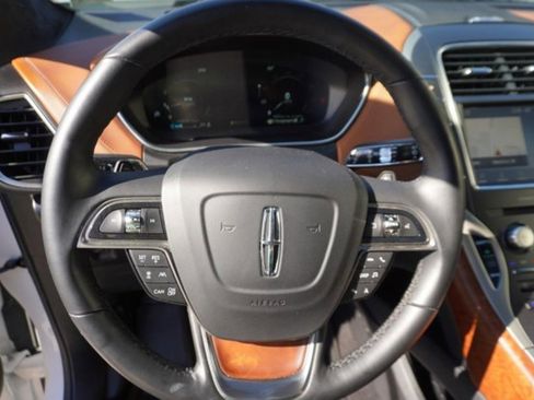 Used 2019 Lincoln Nautilus Black Label image 25