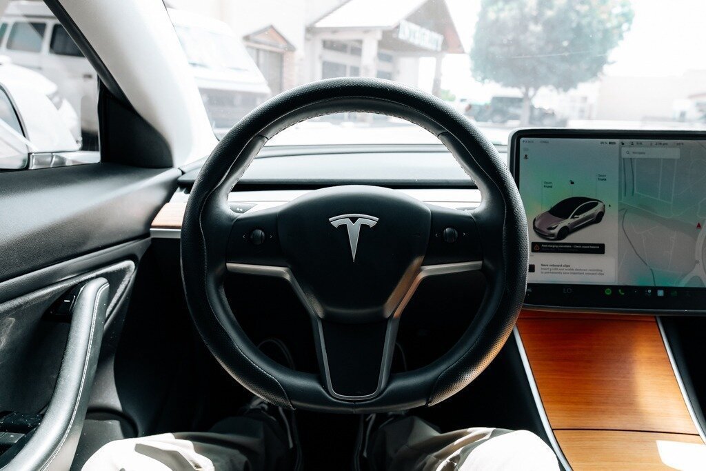 Used 2019 Tesla Model 3 Long Range AWD/4WD image 25
