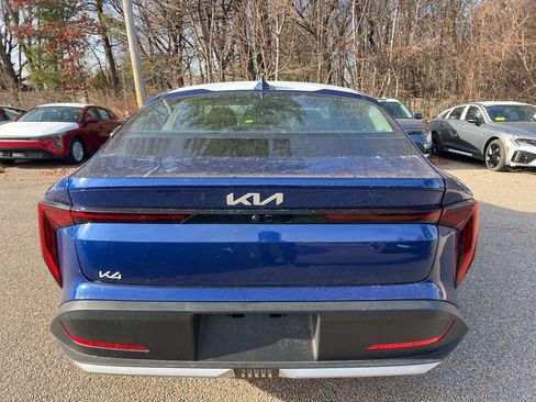New 2025 Kia K4 LXS image 3