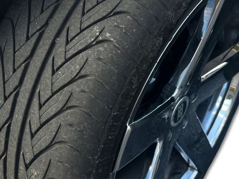 Used 2004 Maybach 57 image 60