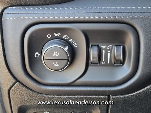 Used 2022 RAM 1500 Limited w/ Body Color Bumper Group AWD/4WD image 25