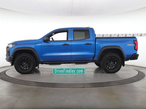 Used 2023 Chevrolet Colorado Trail Boss w/ Advanced Trailering Package AWD/4WD image 9