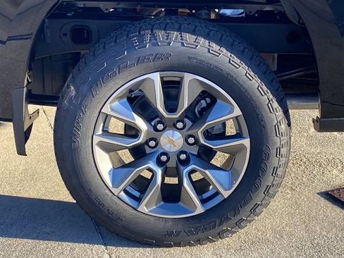 New 2026 Chevrolet Silverado 1500 LT w/ Z71 Off-Road Package image 22