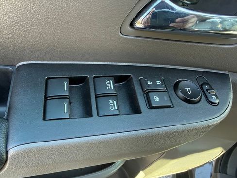 Used 2016 Honda Odyssey EX-L image 9