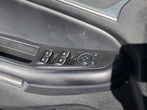 Used 2024 Ford Edge SEL image 16