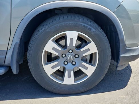 Used 2017 Honda Ridgeline RTL-T image 10