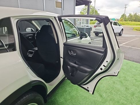Used 2024 Honda HR-V LX image 37