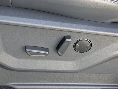 New 2025 Ford Expedition Platinum w/ Stealth Performance Package image 22