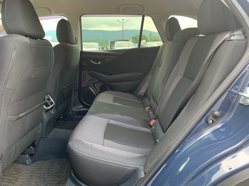 Used 2023 Subaru Outback Premium AWD/4WD image 26