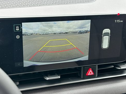 New 2026 Kia Carnival EX image 22