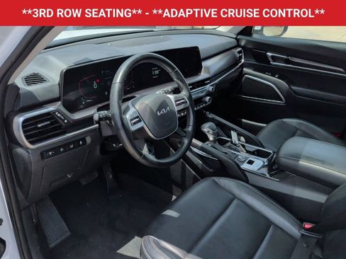Used 2025 Kia Telluride S FWD image 9