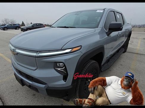Used 2025 Chevrolet Silverado EV LT image 1