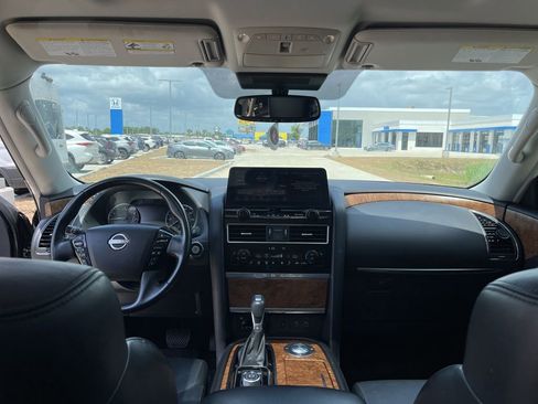 Used 2021 Nissan Armada SL image 12