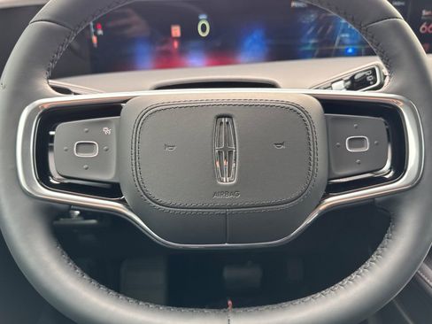 New 2026 Lincoln Nautilus Reserve w/ Jet Appearance Package AWD/4WD image 22