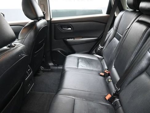 Used 2021 Nissan Rogue SV AWD/4WD image 23