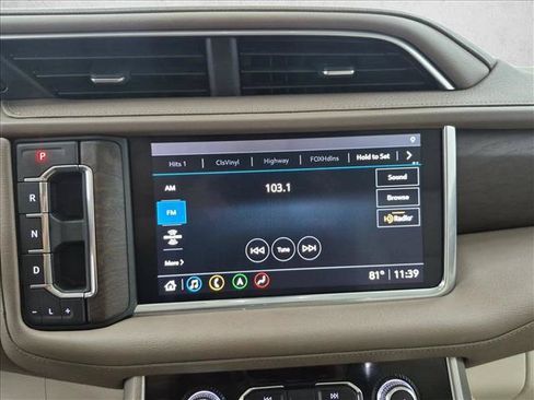 Used 2021 GMC Yukon Denali w/ Denali Premium Package AWD/4WD image 18