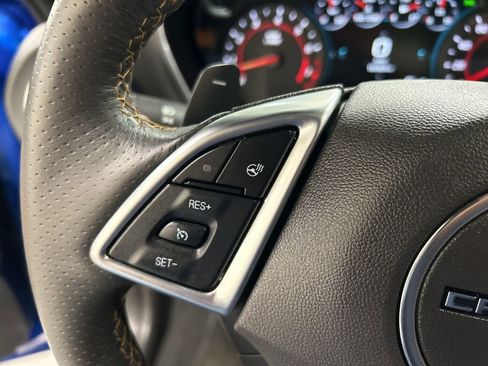 Used 2017 Chevrolet Camaro SS image 16