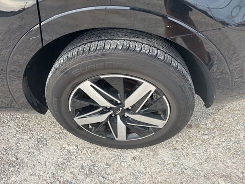 Used 2022 Kia Sorento S FWD image 23